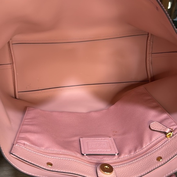 Coach (72673) Reversible Burgundy/Pink Pebbled Leather Town Tote Bag W/COA - Picture 4 of 17